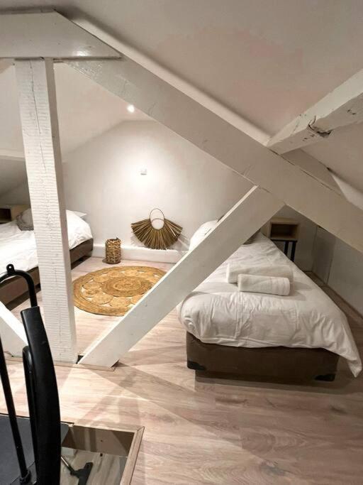 Gezellig Appartement, Gerenoveerd Eind 2022 Tilbourg